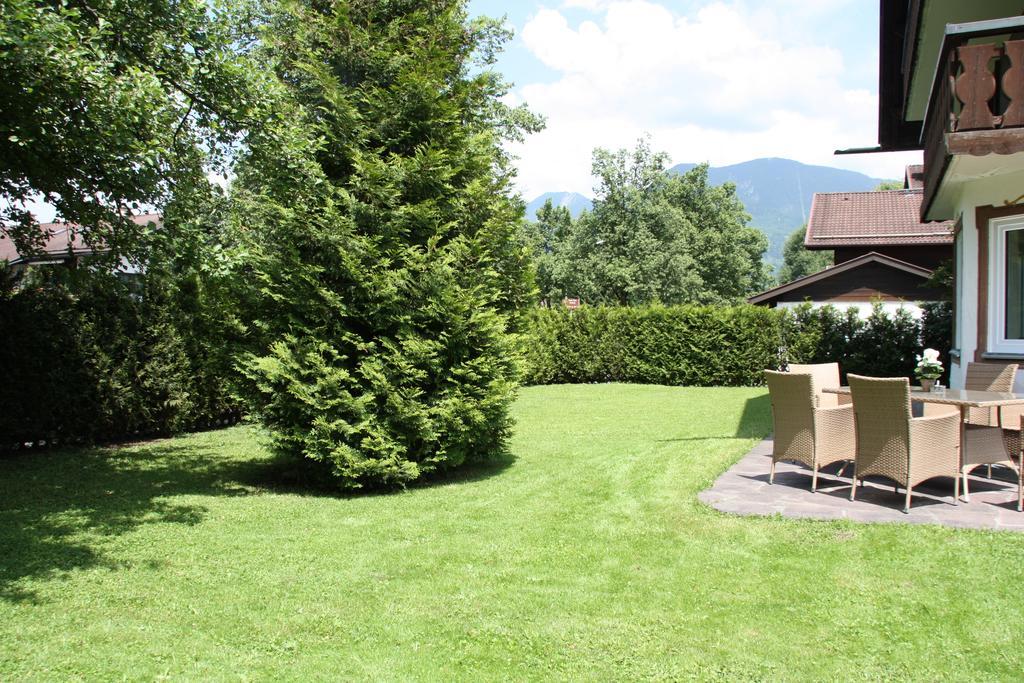 Maisonette Apartment Dhh Zugspitzblick Mit Eigenem Garten Garmisch-Partenkirchen Habitación foto